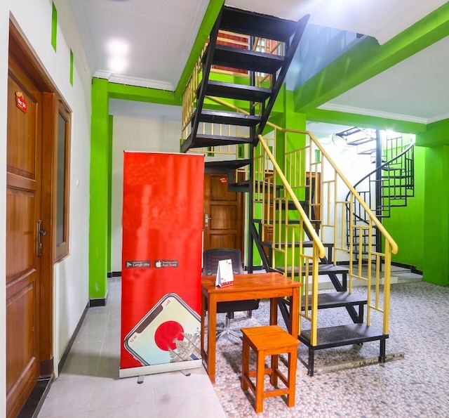 ハッピーシャリーアホテル