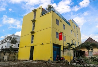 ハッピーシャリーアホテル