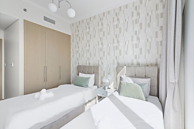 WelHome - クリークハーバーのスタイリッシュなコンドミニアムと都市景観の眺め