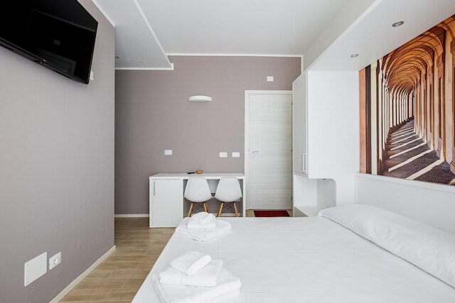 シネテカ ホワイト スタジオ バイ ワンダフル イタリー