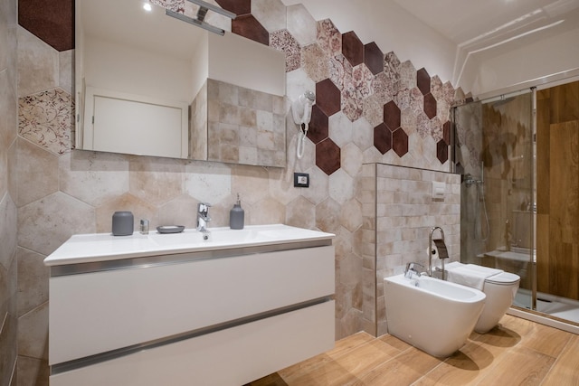 ジョルジ ホームズ バイ ワンダフル イタリア - コラッロ