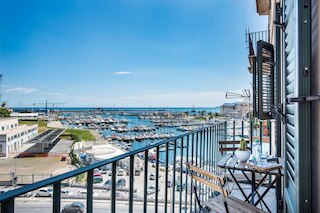 ヴィスタ マーレ スッラ カラ バイ ワンダフル イタリー