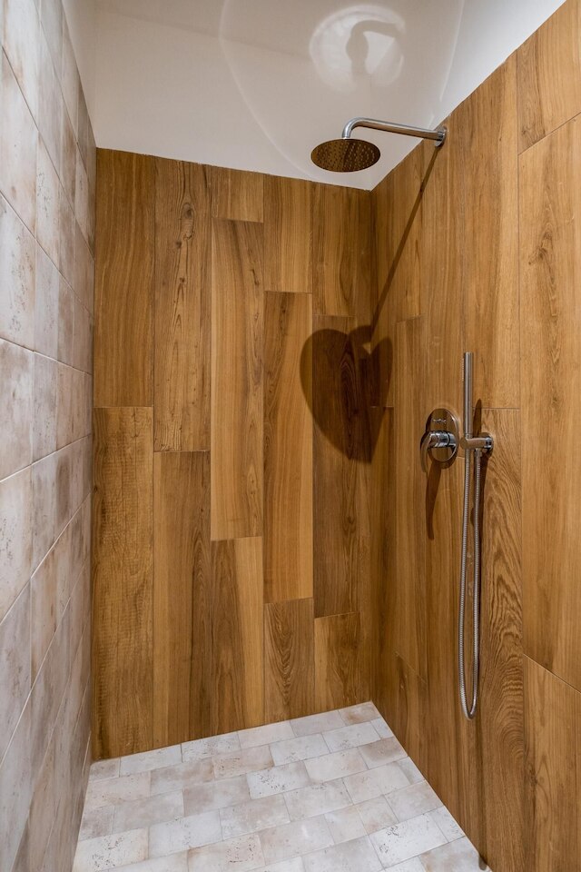 ジョルジ・ホームズ・バイ・ワンダフル・イタリー - ソレ