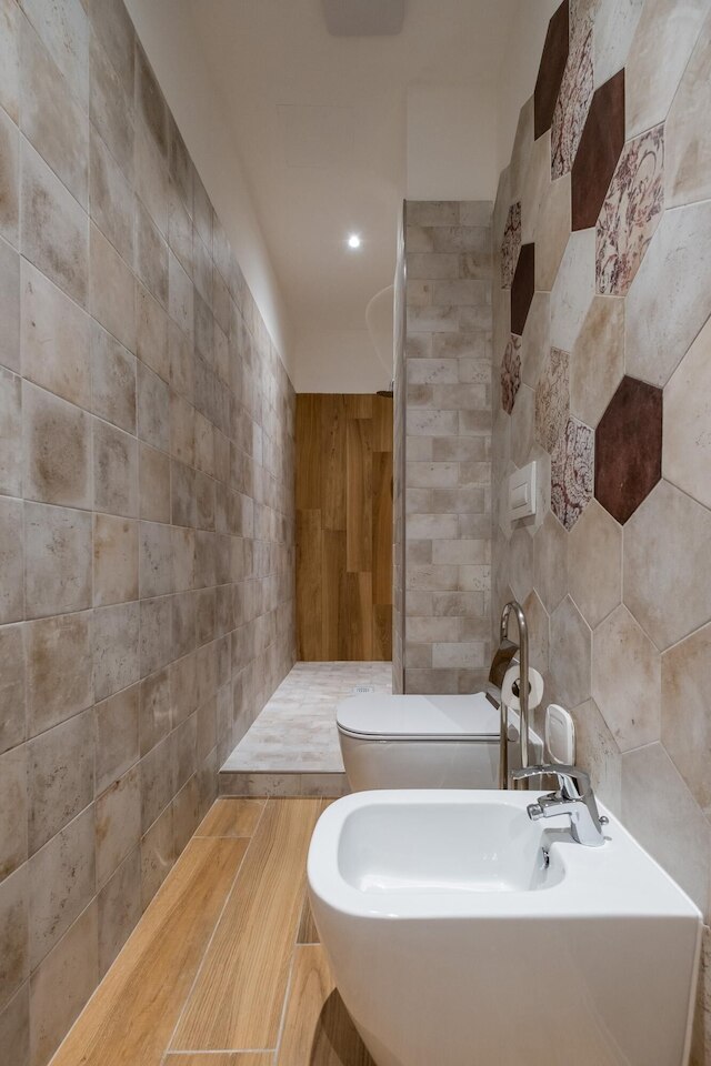 ジョルジ・ホームズ・バイ・ワンダフル・イタリー - ソレ