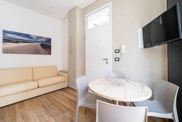 ジョルジ ホームズ - サッビア CAV