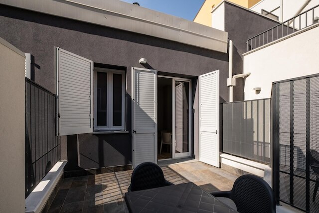 ジョルジ ホームズ - サッビア CAV