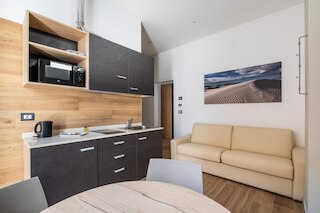 ジョルジ ホームズ - サッビア CAV