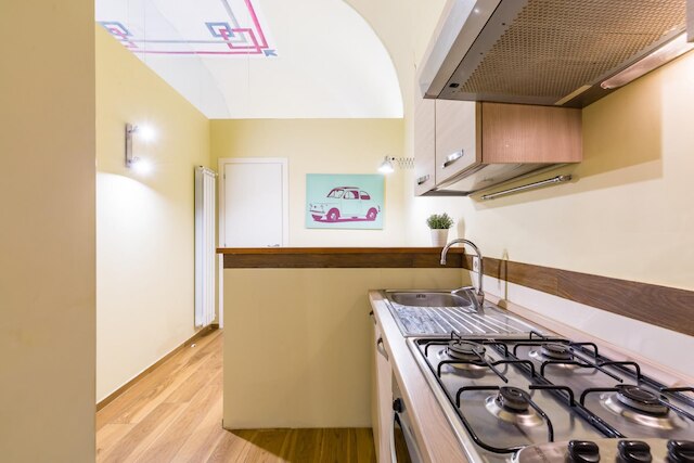 アパートメント イン ザ ハート オブ ナイトライフ by ワンダフル イタリー