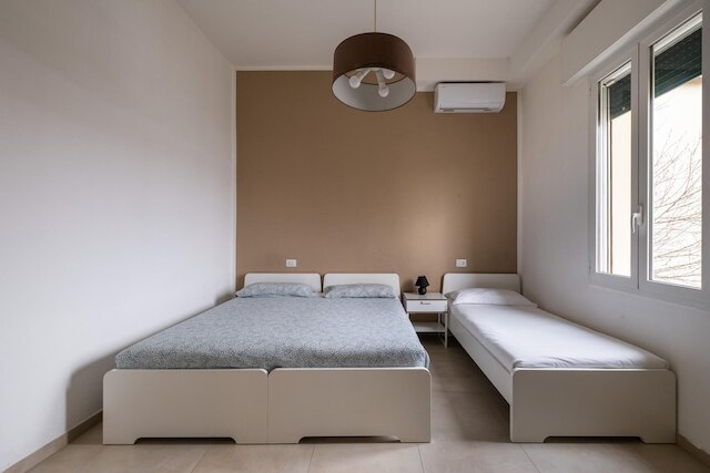 パラッツィーナ・カラッチ - アパルタメント・スコルセーゼ