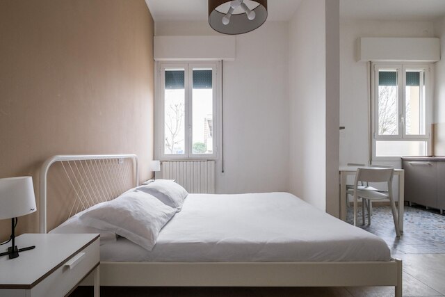 パラッツィーナ カラッチ - アパルタメント イノキ アリ