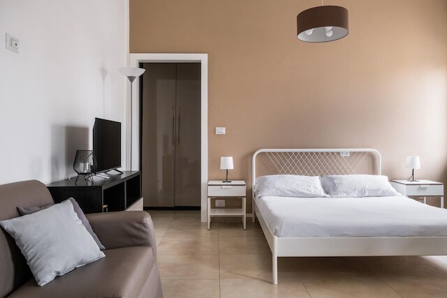 パラッツィーナ カラッチ - アパルタメント イノキ アリ