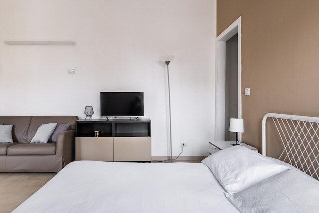 パラッツィーナ カラッチ - アパルタメント イノキ アリ