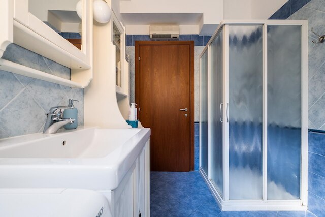 サン ドナート コージー アパートメント バイ ワンダフル イタリー