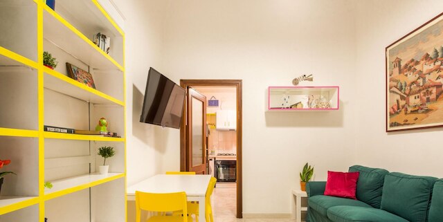 ア ドゥエ パッシ ダル テアトロ ポリテアマ by ワンダフル イタリー