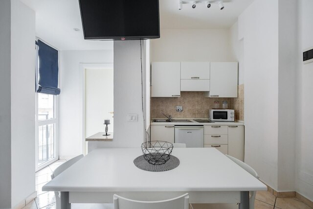 デリアズ スタジオ I イン ザ シティ センター by ワンダフル イタリー