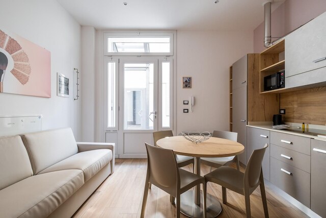 ジョルジ ホームズ - チプリア CAV