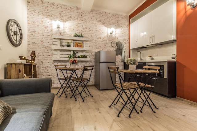 コルテ ガルッツィ アッラ バシリカ ディ S ペトロニオ by Wonderful Italy