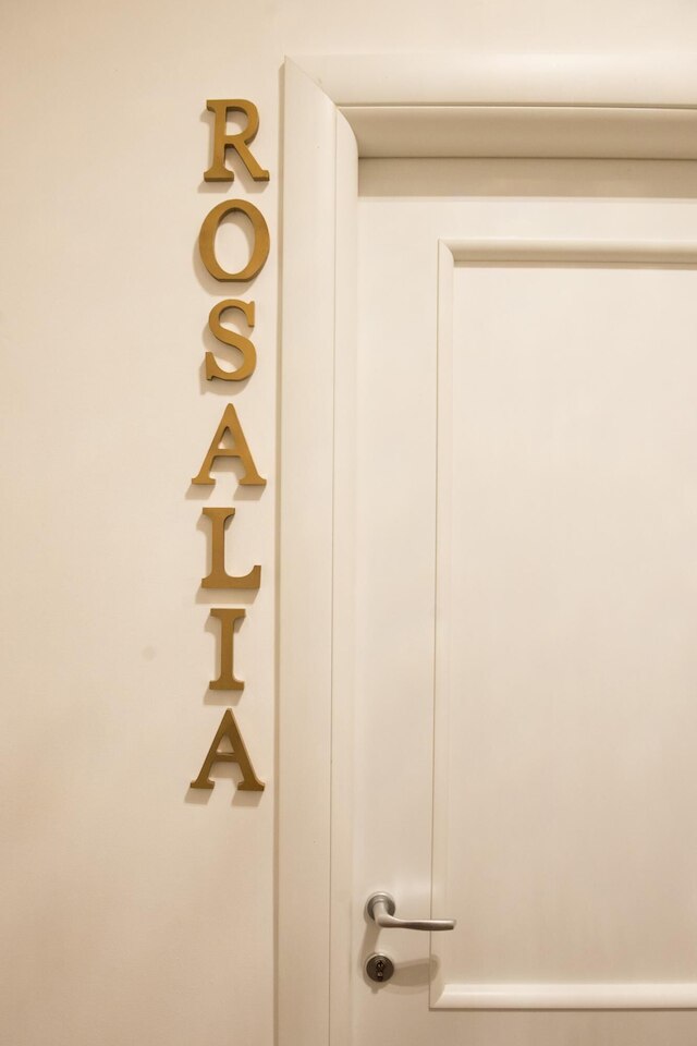 モリ・ディ・シチリア・バイ・ワンダフルイタリー・カーサ・ロザリア