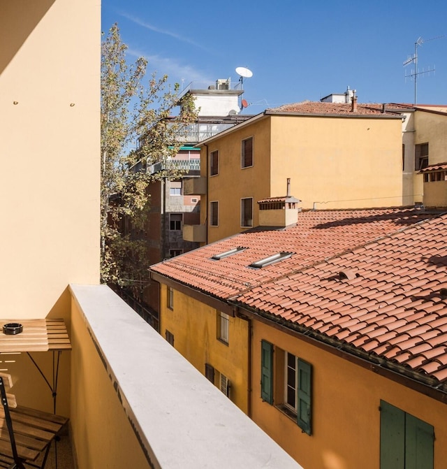 ガレリア デル レノ 2B バイ ワンダフル イタリー