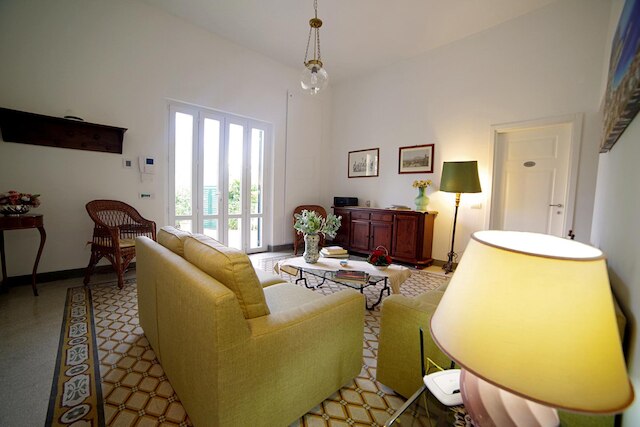 ヴィラ フローレス ア モンデッロ by ワンダフル イタリア