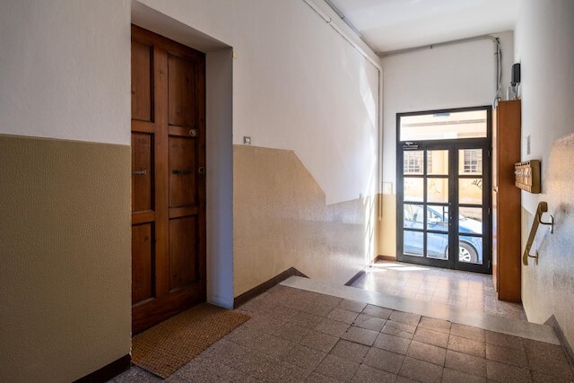 ワンダフルイタリーのザフィーゾーンの緑の中のアパート