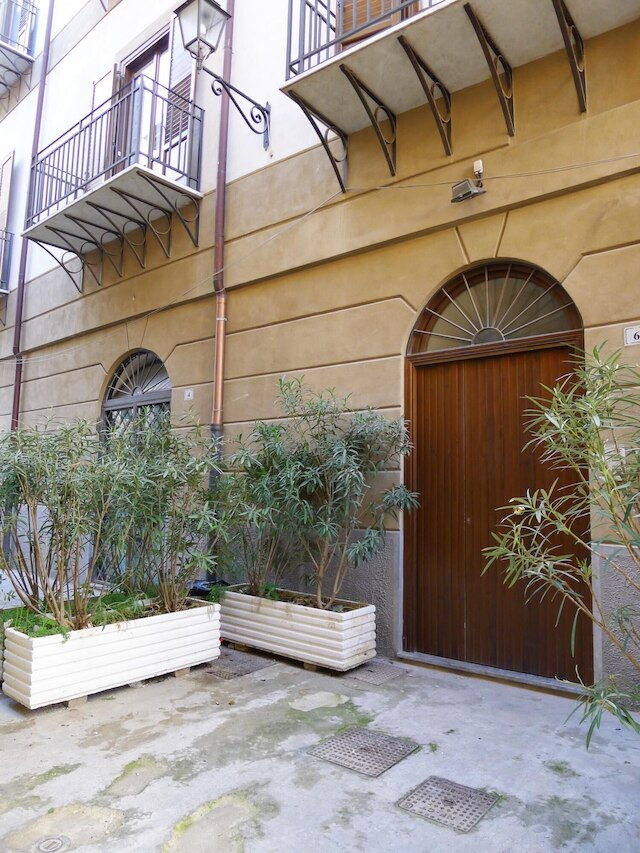 アパルタメント モデルノ アッラ カーラ