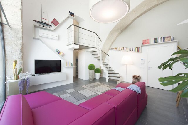 ラグジュアリー ガットパルド ロフト by ラーゴ デザイン