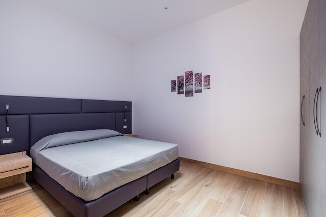 ジョルジ ホームズ バイ ワンダフル イタリー - チプリア