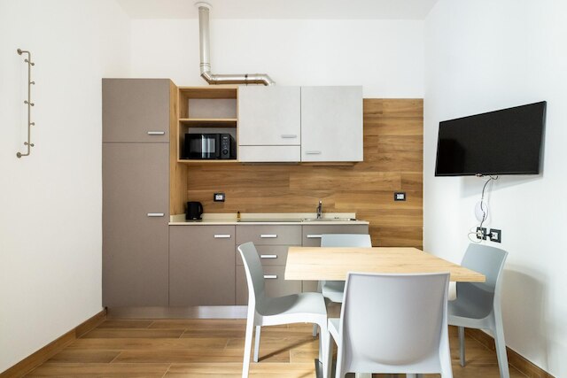 ジョルジ ホームズ バイ ワンダフル イタリー - チプリア