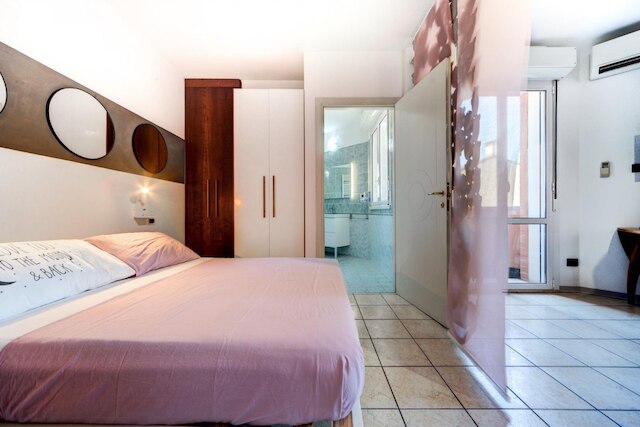 マッサレンティ 14 ア ポルタ サン ヴィターレ by Wonderful Italy