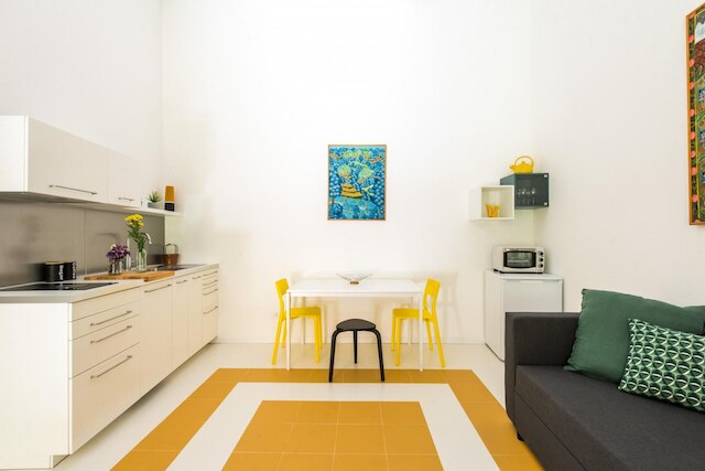 カゼッタ ジャッラ アッラ ヴッチリア by Wonderful Italy