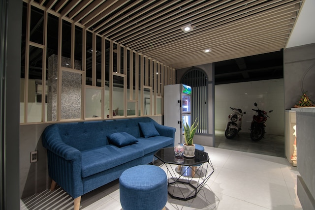 ビンビンホテル8 - ニアサンライズシティ