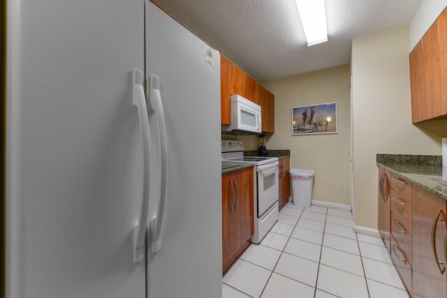 アメージング2BrコンドインブリッケルWプール