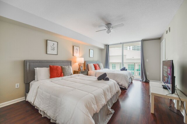 アメージング2BrコンドインブリッケルWプール