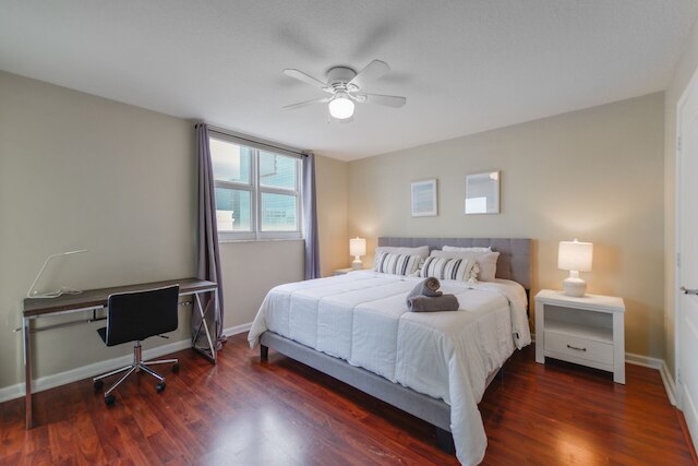 アメージング2BrコンドインブリッケルWプール