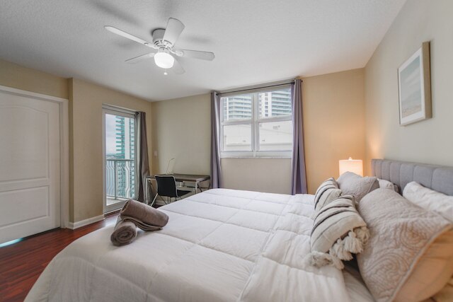 アメージング2BrコンドインブリッケルWプール