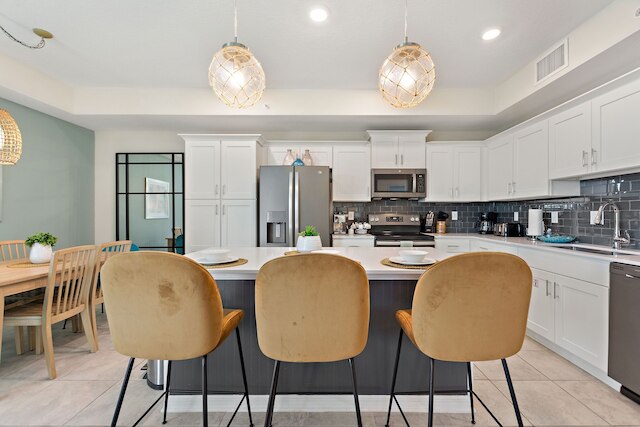 セレニティ ヘイヴン、ブリス、ストーリーレイク バイ シャイン ヴィラズ 2 ベッドルーム コンド