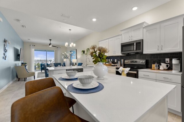 レイク ビュー アット ストーリーレイク バイ シャイン ヴィラズ #703 2 ベッドルーム アパート