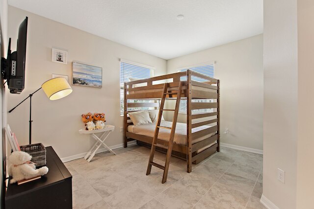 トリプル ヘッダー @ ストーリーレイク バイ シャイン ヴィラズ 3 ベッドルーム アパート