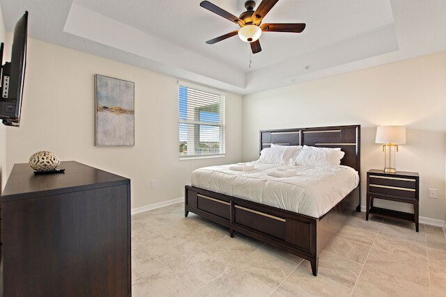 トリプル ヘッダー @ ストーリーレイク バイ シャイン ヴィラズ 3 ベッドルーム アパート