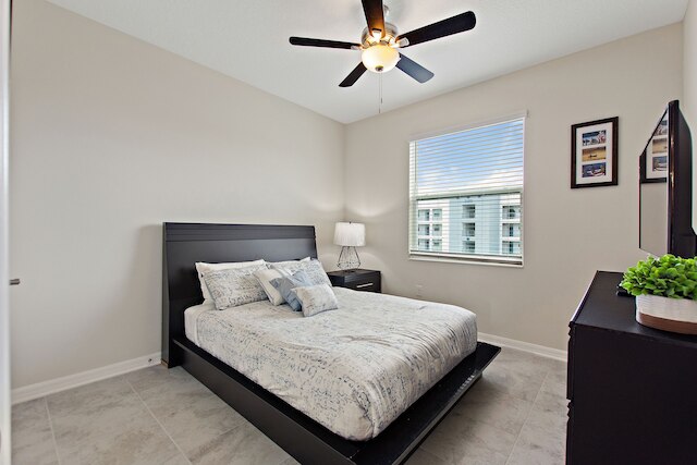 トリプル ヘッダー @ ストーリーレイク バイ シャイン ヴィラズ 3 ベッドルーム アパート