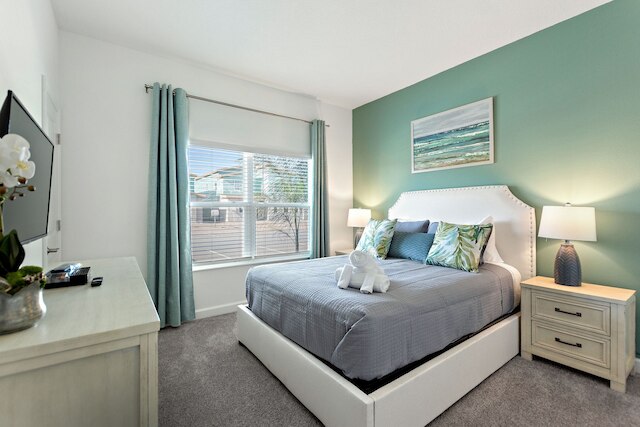 ブルービーチ アット ストーリーレイク バイ シャインヴィラズ #400 4 ベッドルームタウンハウス