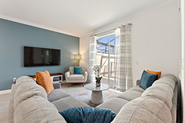 ブルービーチ アット ストーリーレイク バイ シャインヴィラズ #400 4 ベッドルームタウンハウス