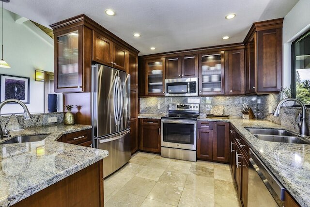 ハレ カウェオヌイ 3 ベッドルームホーム バイ レッドオーニング