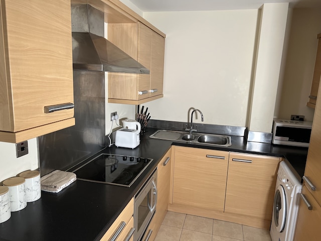 XQ7 ビルディング