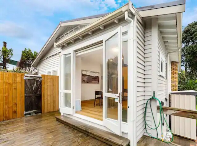 ラブリー 3 ベッドルーム ホーム ウィズ フリー パーキング