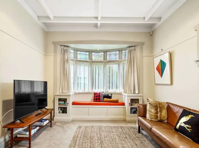 ラブリー 3 ベッドルーム ホーム ウィズ フリー パーキング