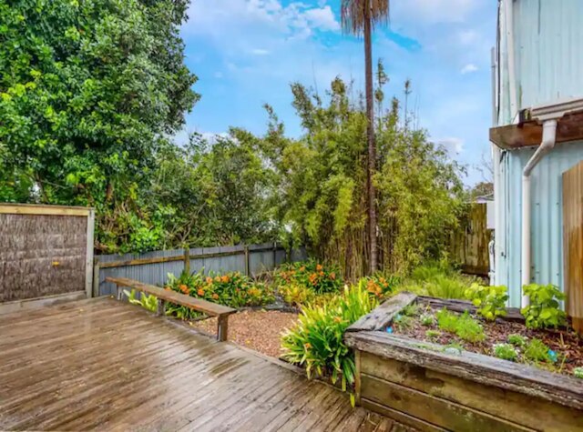 ラブリー 3 ベッドルーム ホーム ウィズ フリー パーキング