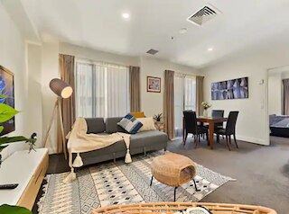 スペーシャス  アパートメント イン セントラル オークランド