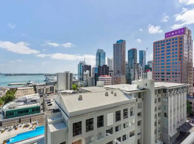 スタニング スタジオ - ジム, プール & パーキング ゾディアック ステイズ